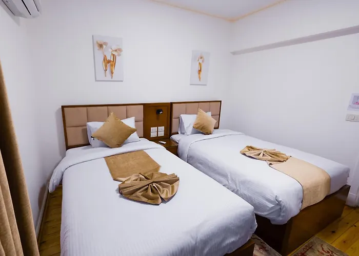 Al Corniche Residence Sea View