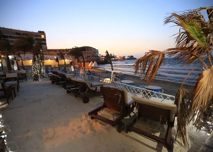 Paradise Inn Beach Resort